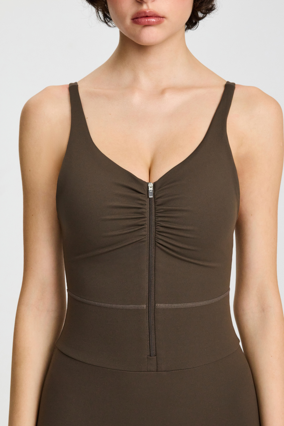 Утягивающий комбинезон на молнии, для коррекции фигуры и подтяжки ягодиц, со съемными чашечками