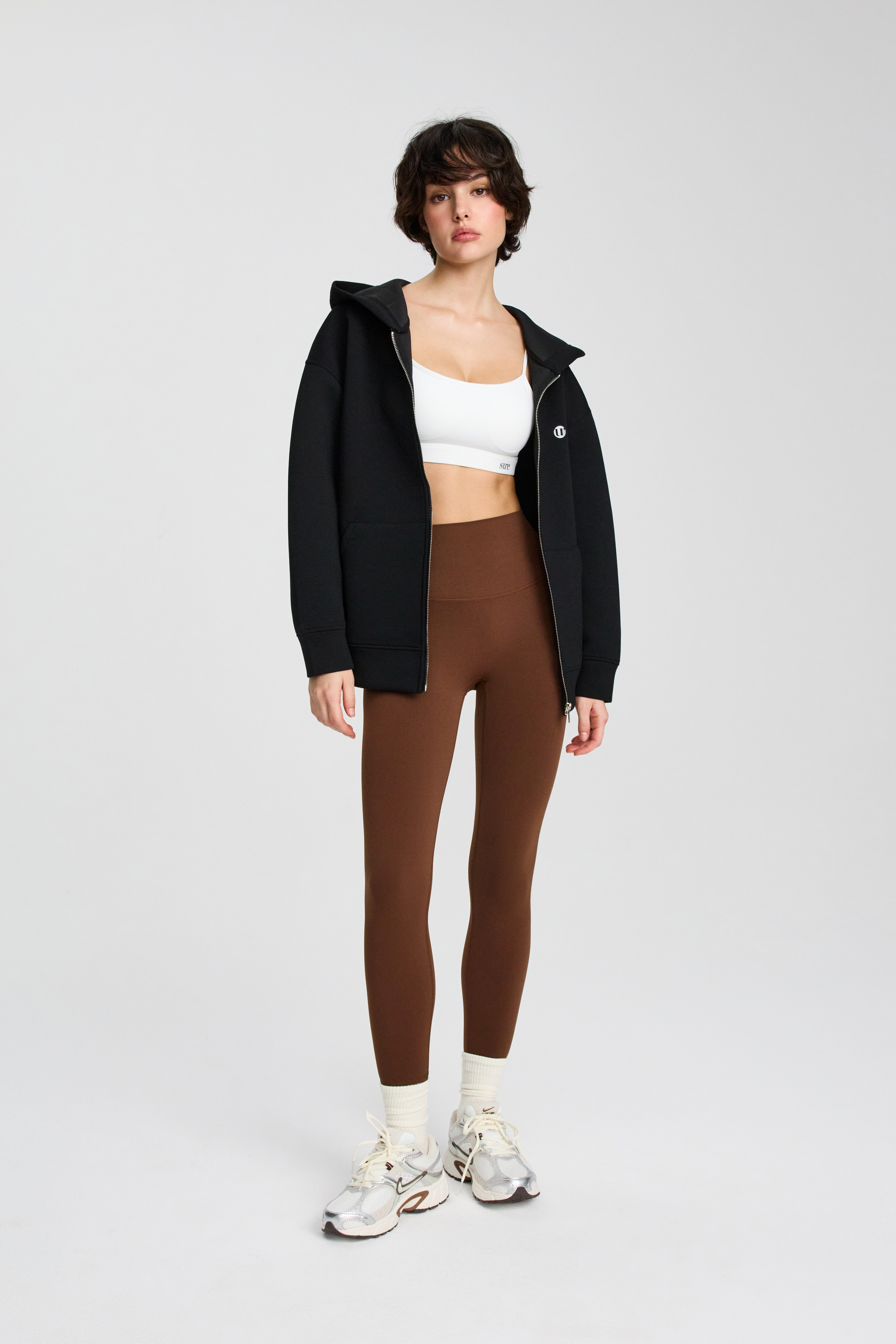 Свитшот-куртка на молнии с капюшоном