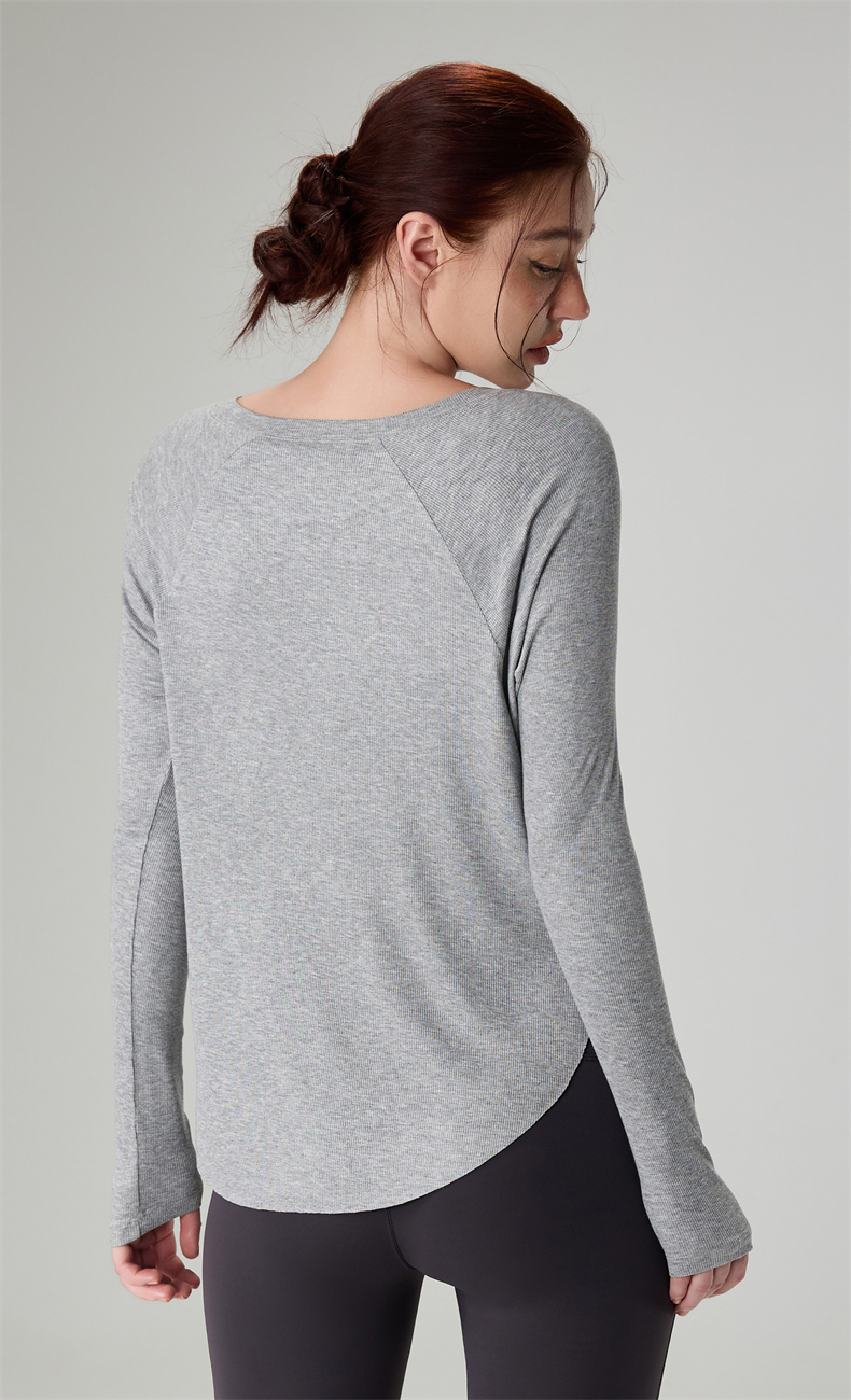 Лонгслив спортивный в рубчик