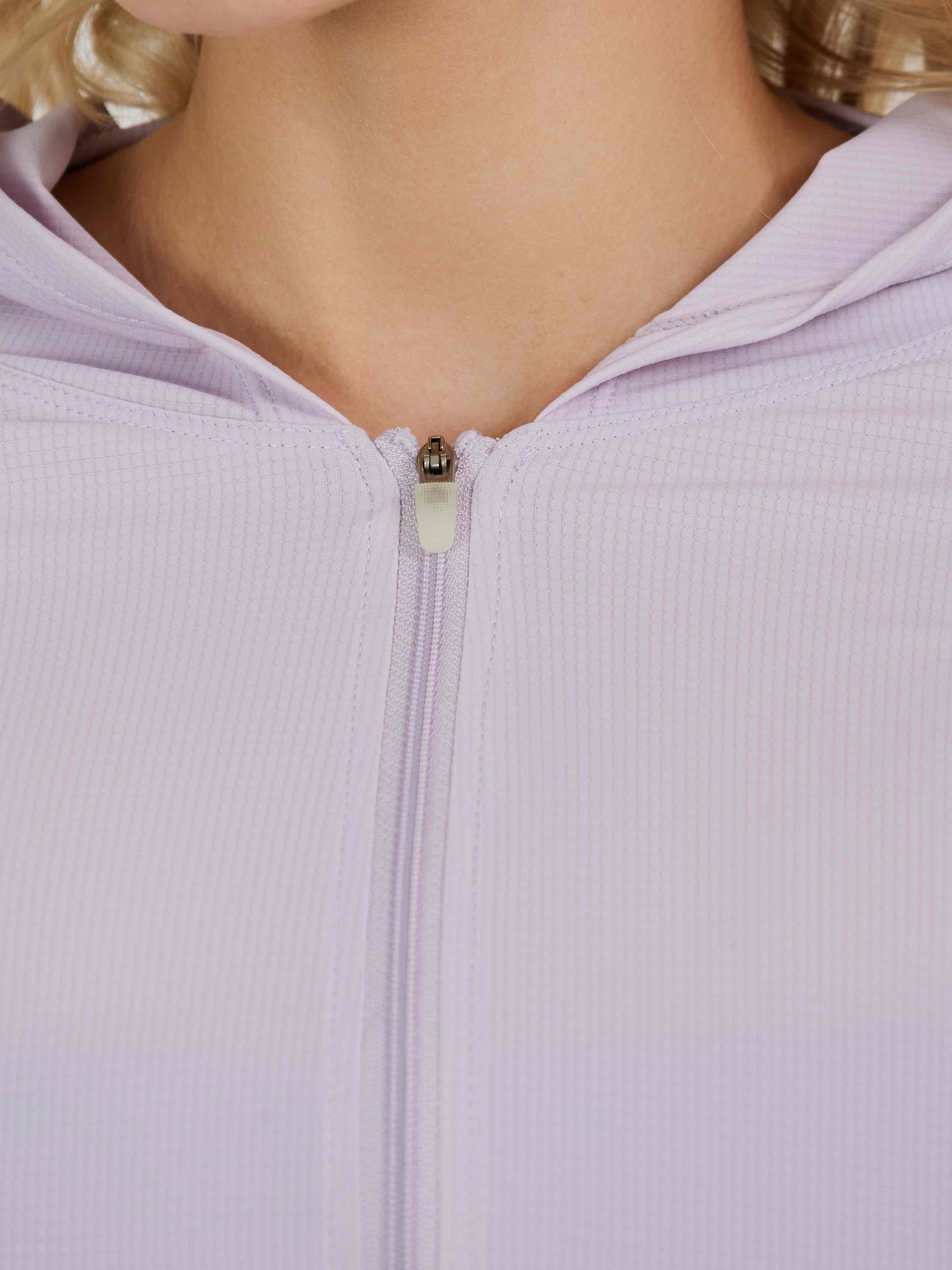 Рашгард на молнии с карманами, из тонкой ткани в клеточку SPF50, приталенного силуэта