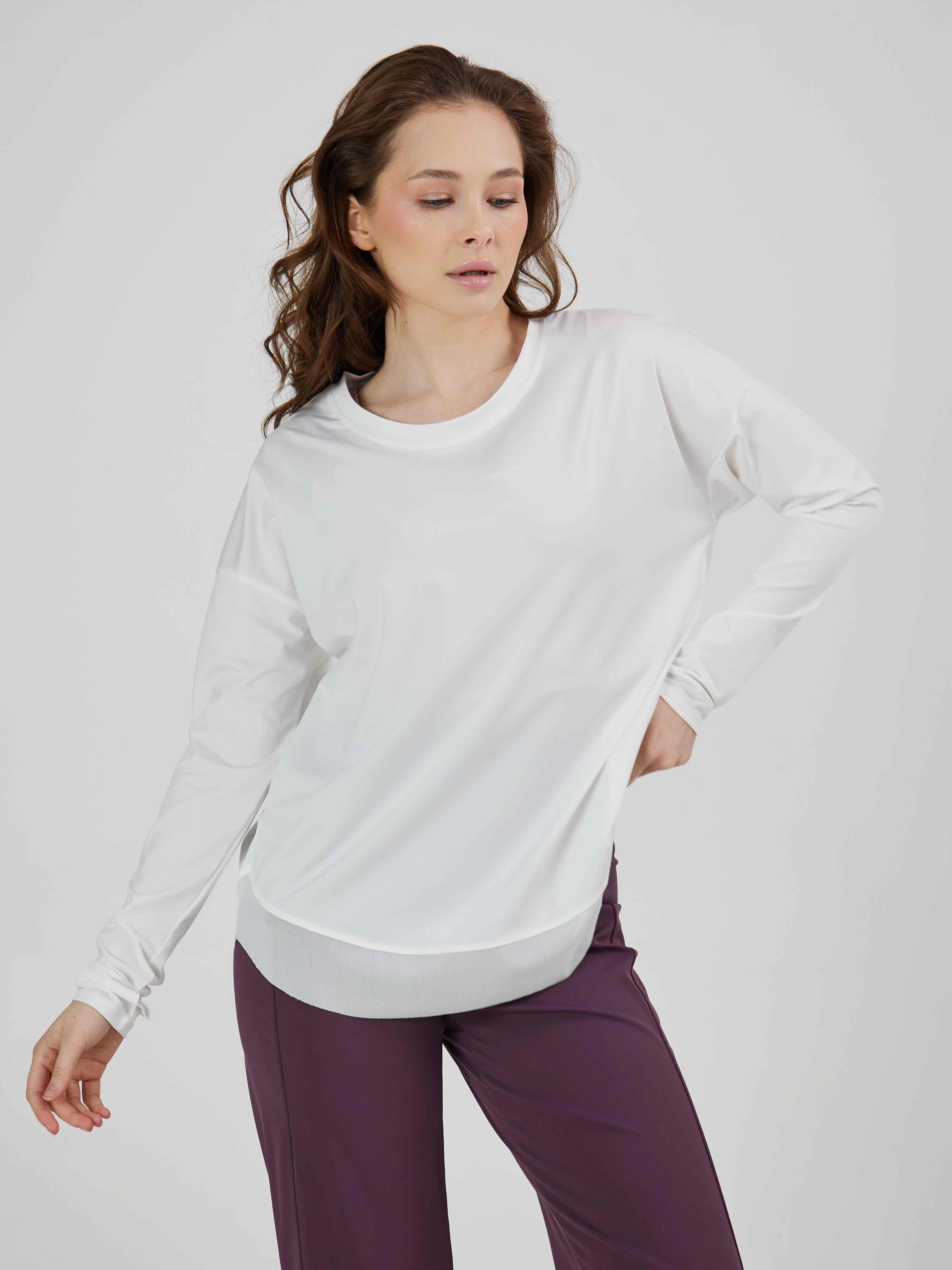 Лонгслив свободный с полукруглым низом с сеткой