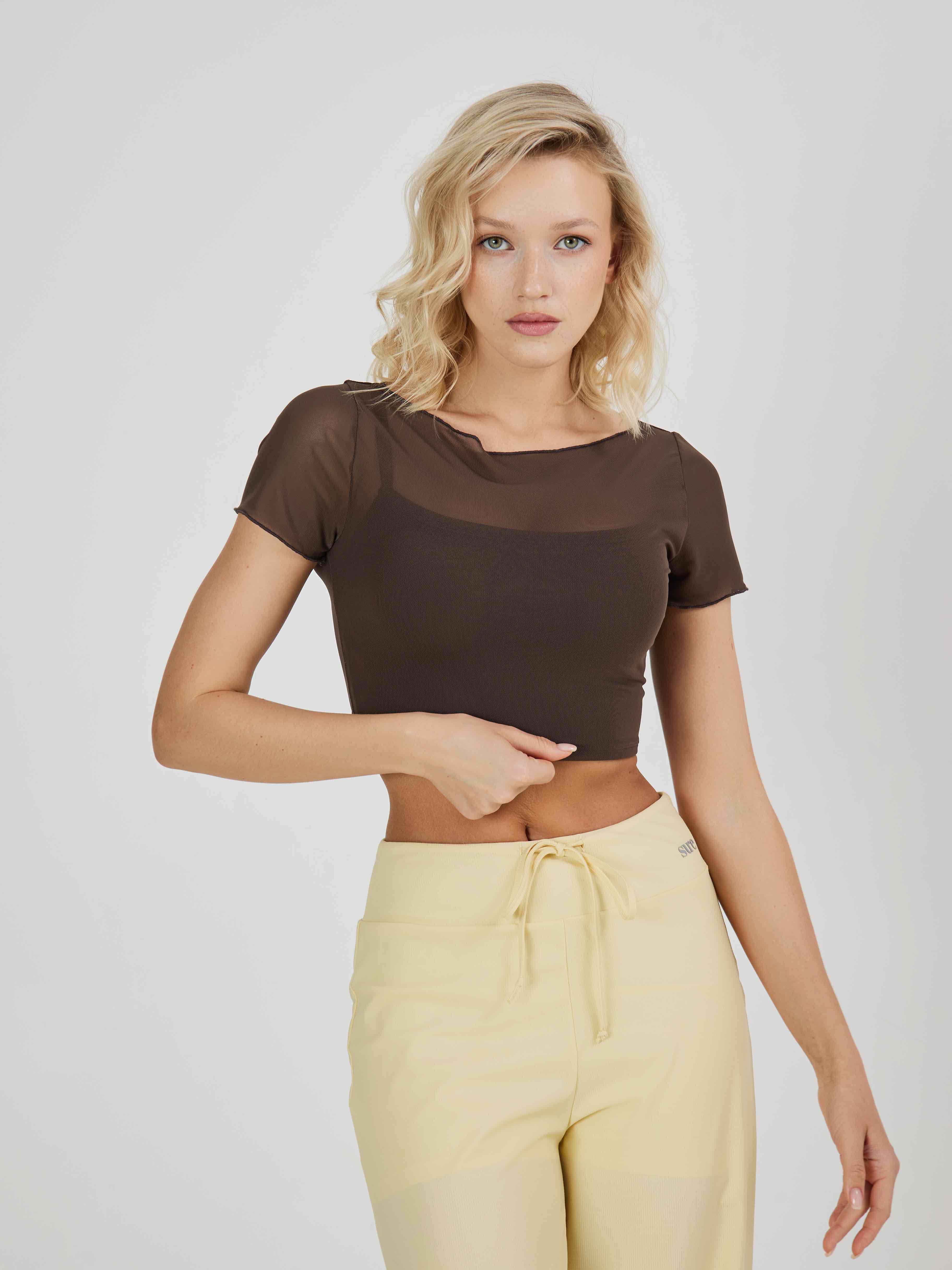 Укороченная футболка из сетки с внутренним топом