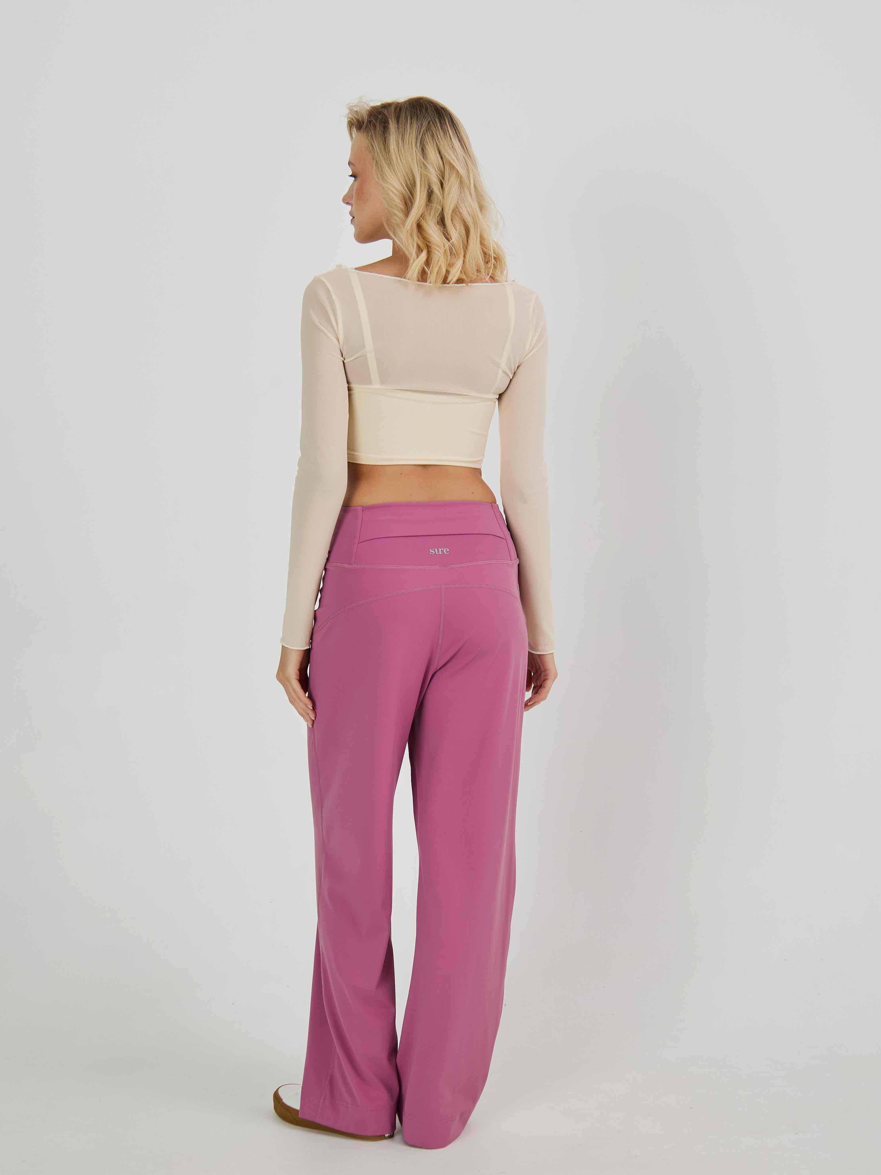 Брюки широкие на резинке с карманом на поясе сзади