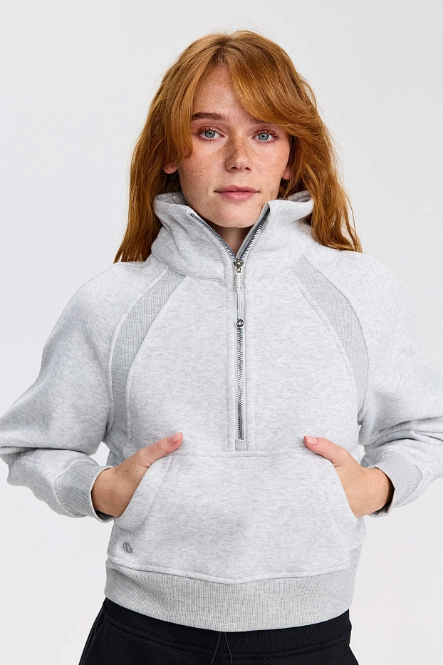 Свитшот оверсайз 1/2 zip с воротником UL