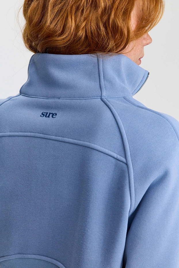 Свитшот оверсайз 1/2 zip с воротником UL